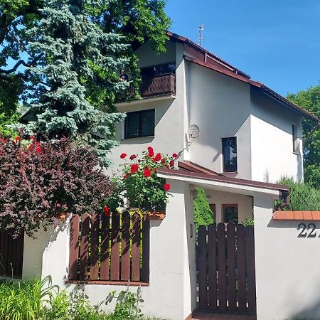 Hidden Gem Garden Apartment Krakow Exterior photo